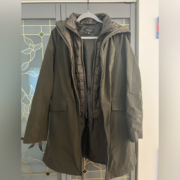 Laundry by Shelli Segal Double layered puffer/corset back hooded coat - Picture 5 of 16